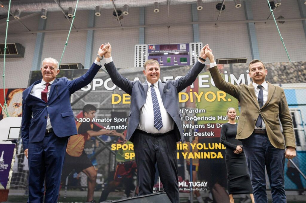 İzmir Büyükşehir’den amatör spor kulüplerine 22 milyon liralık can suyu