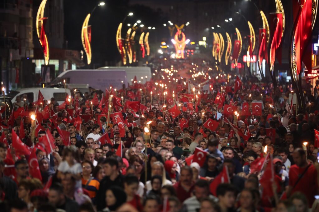 Aliağalılar 29 Ekim Cumhuriyet Bayramı Coşkusunu Hep Birlikte Yaşayacak