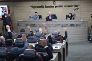 Pehlivan: Belediye ailemle tarih yazdık!