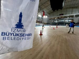 Buz Sporları Salonu’nda tekerlekli paten eğitimi başlıyor