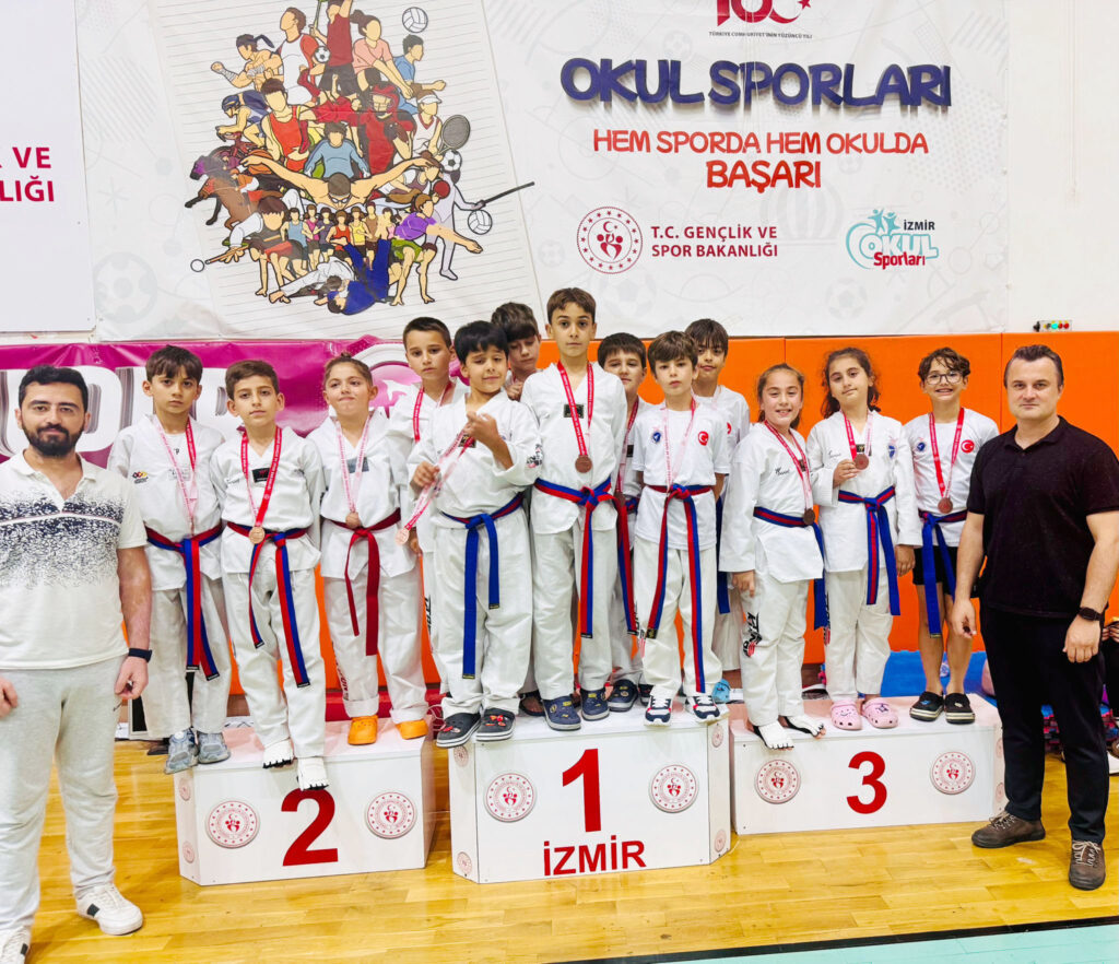 İzmir Taekwondo Müsabakalarında Aliağa’dan 20 Madalya Sevinci