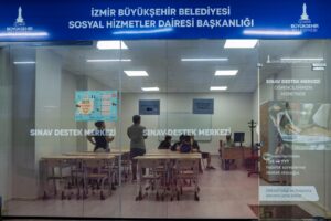 Sınav Destek Merkezi tercih döneminde de öğrencilerin yanında