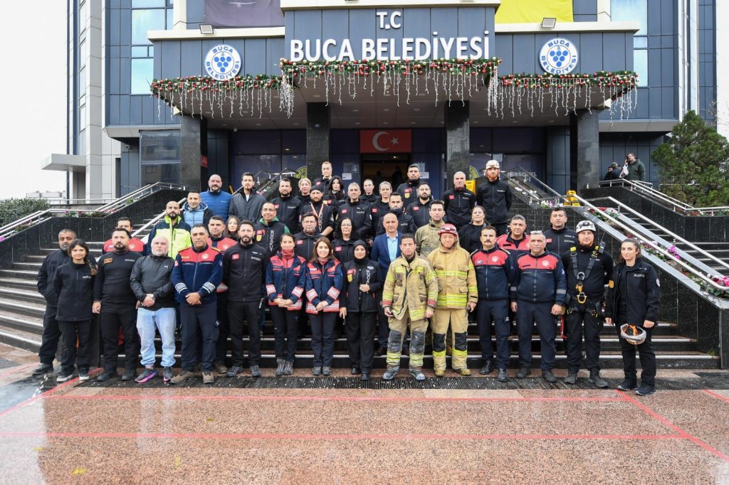 İzmir İtfaiyesi her an hazır