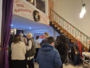 Bergama’da Noel Kutlaması: Barış ve Bereket İçin Dualar Edildi