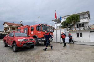 İzmir İtfaiyesi’nin 63’üncü istasyonu Şakran’da hizmete girdi
