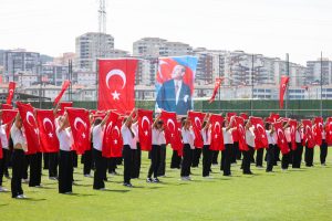 19 Mayıs Atatürk’ü Anma, Gençlik ve Spor Bayramı Aliağa’da Coşkuyla Kutlandı