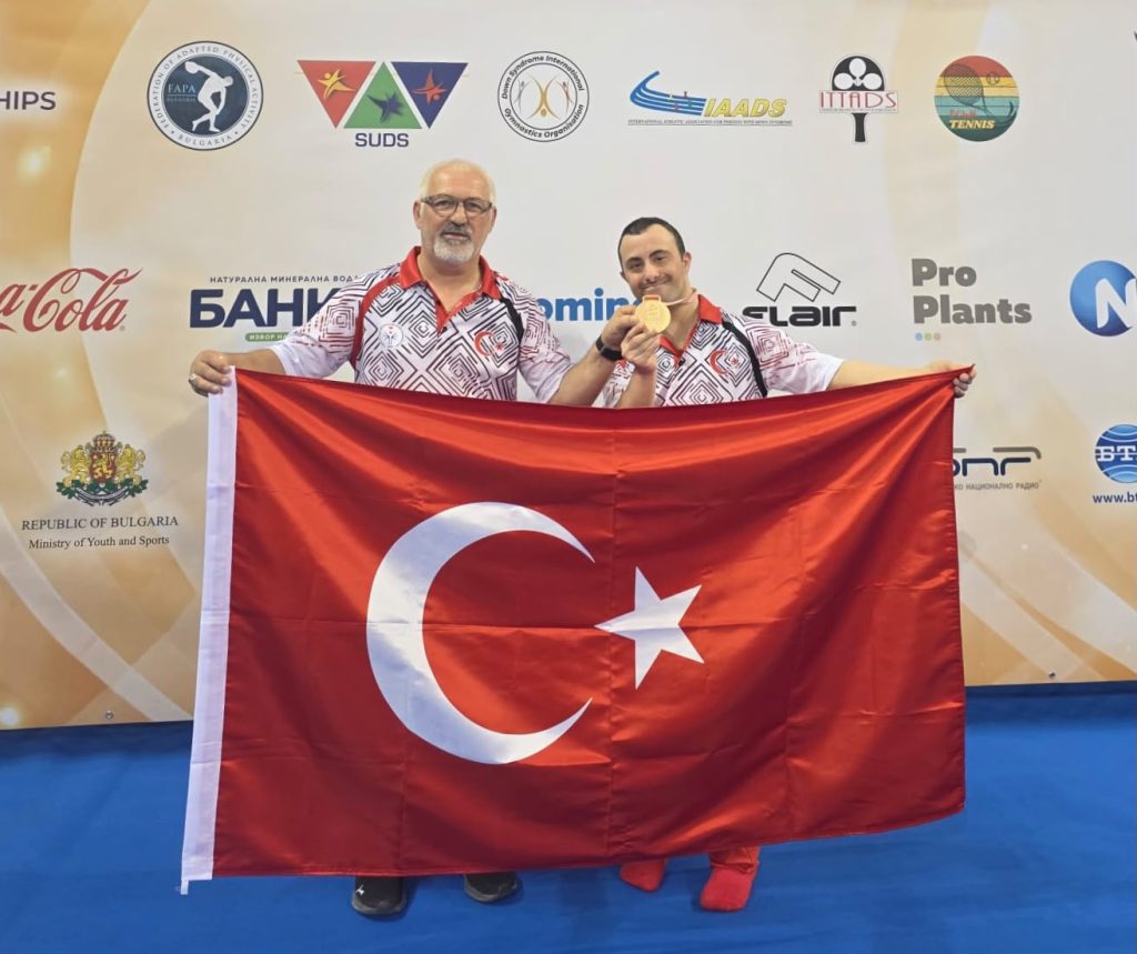 İzmirli sporcudan tarihi başarı