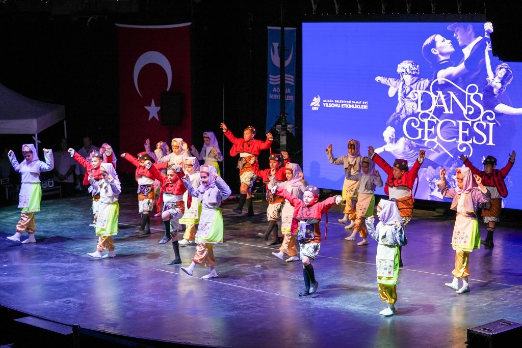 ASEV Yıl Sonu Etkinlikleri Görkemli Finalle Tamamlandı