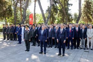 15 Temmuz şehitleri İzmir’de dualarla anıldı