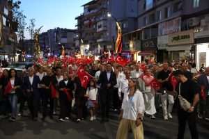 ZAFERİN 104. YILI ALİAĞA’DA BÜYÜK COŞKUYLA KUTLANDI
