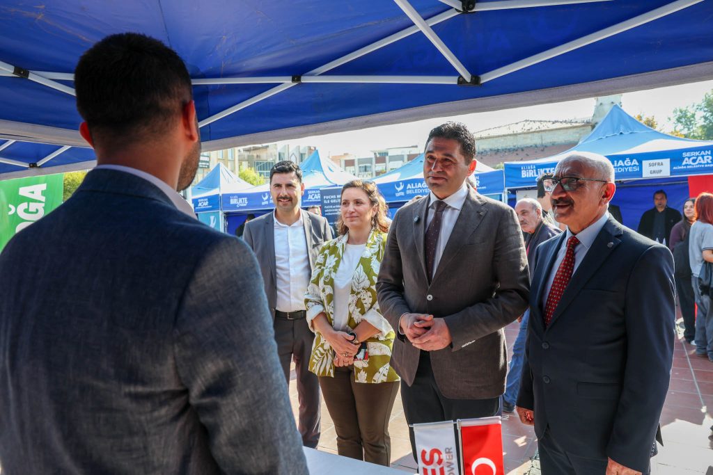 ALİAĞA’DA KARİYER VE İŞ FUARI DÜZENLENDİ