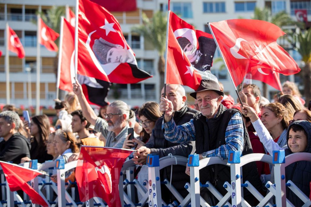 Cumhuriyet Bayramı coşkusu İzmir’e yayılacak