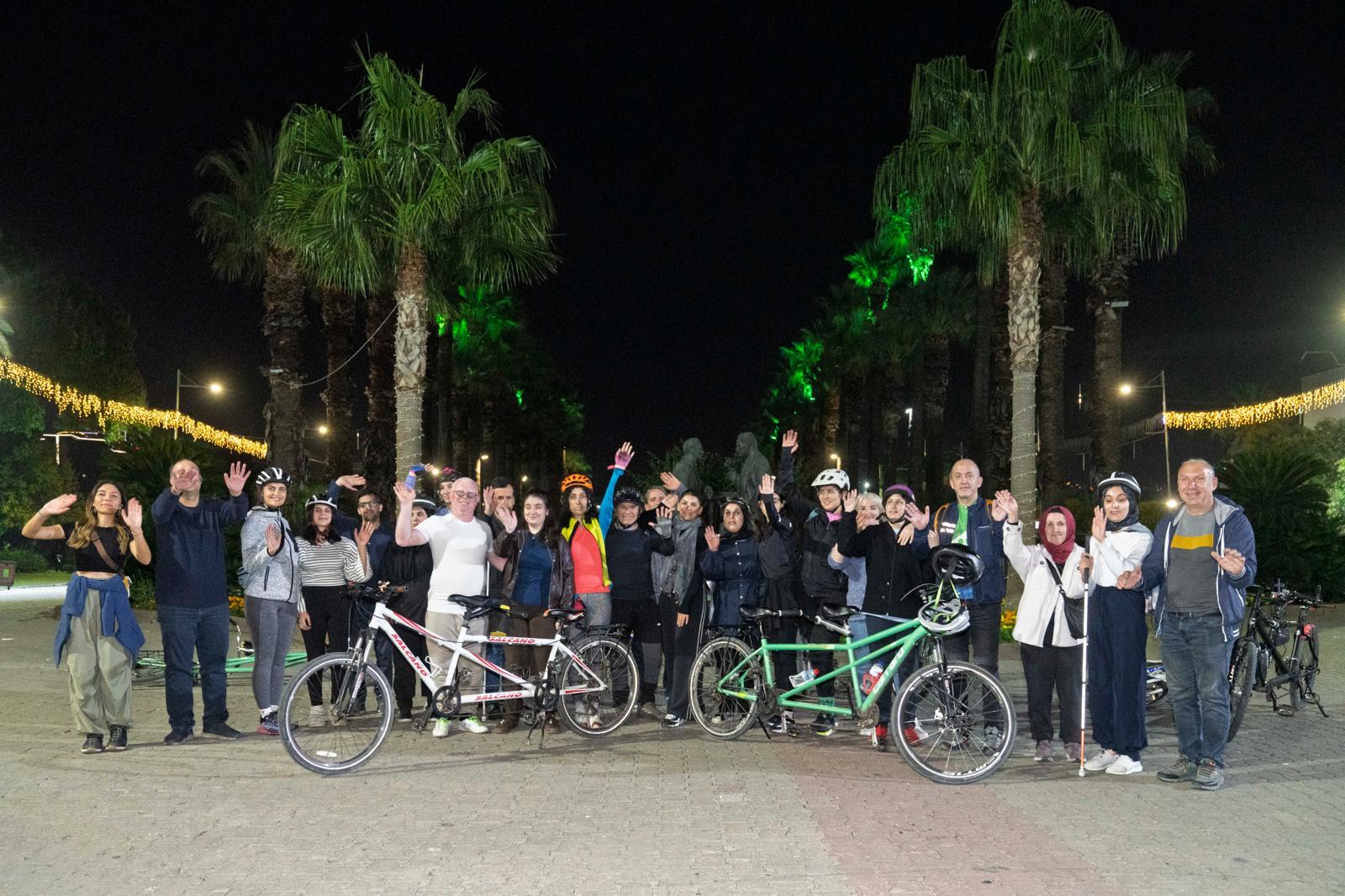 Görme engelliler Kültürpark’ta pedal çevirdi